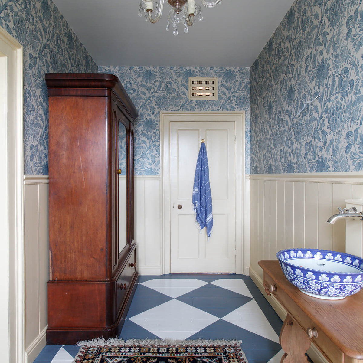 Georgian MDF Wall Panelling - Ceiling Height (1220mm wide 2440mm high)