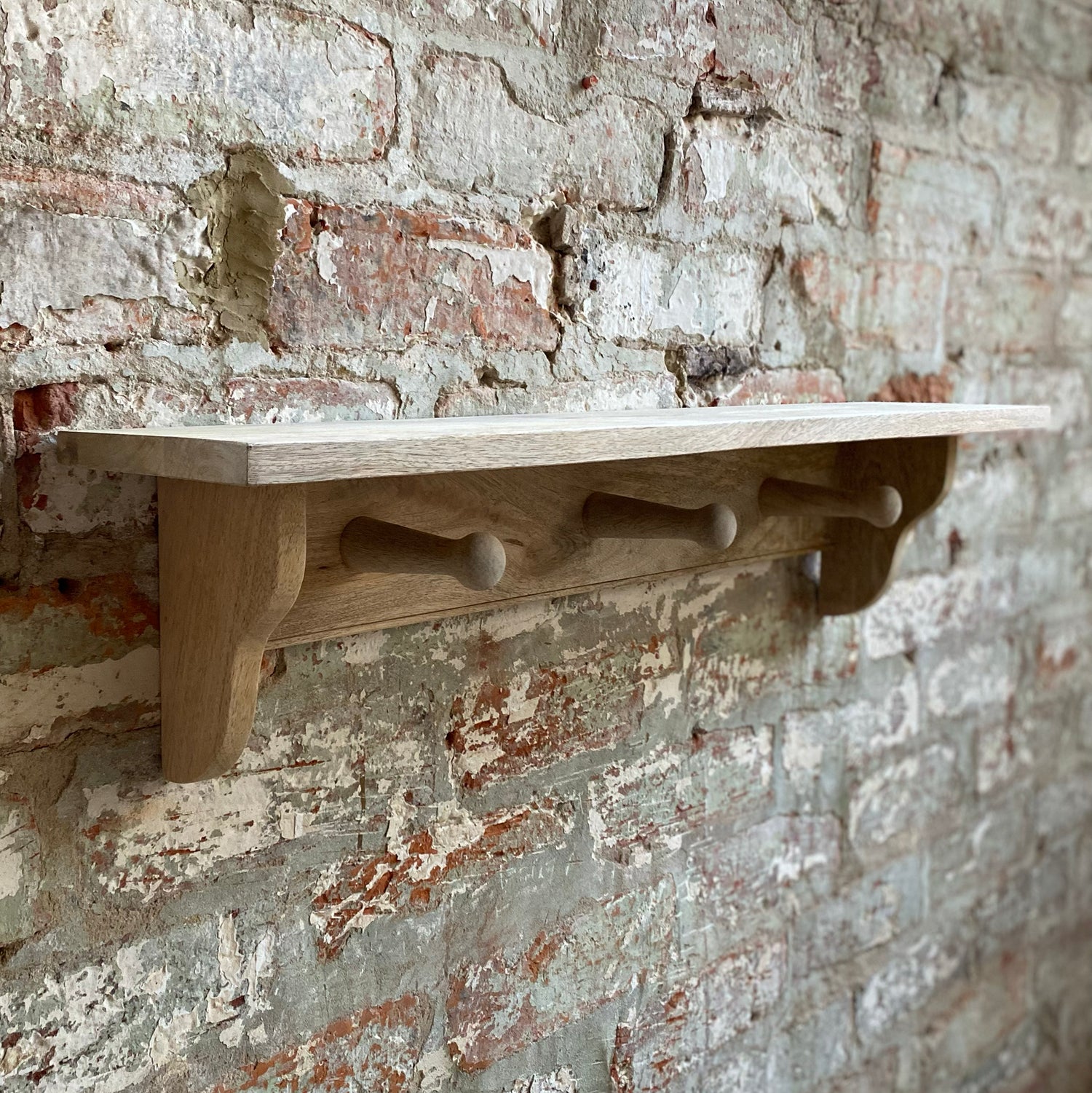 Peg Shelf (3 or 6 peg)