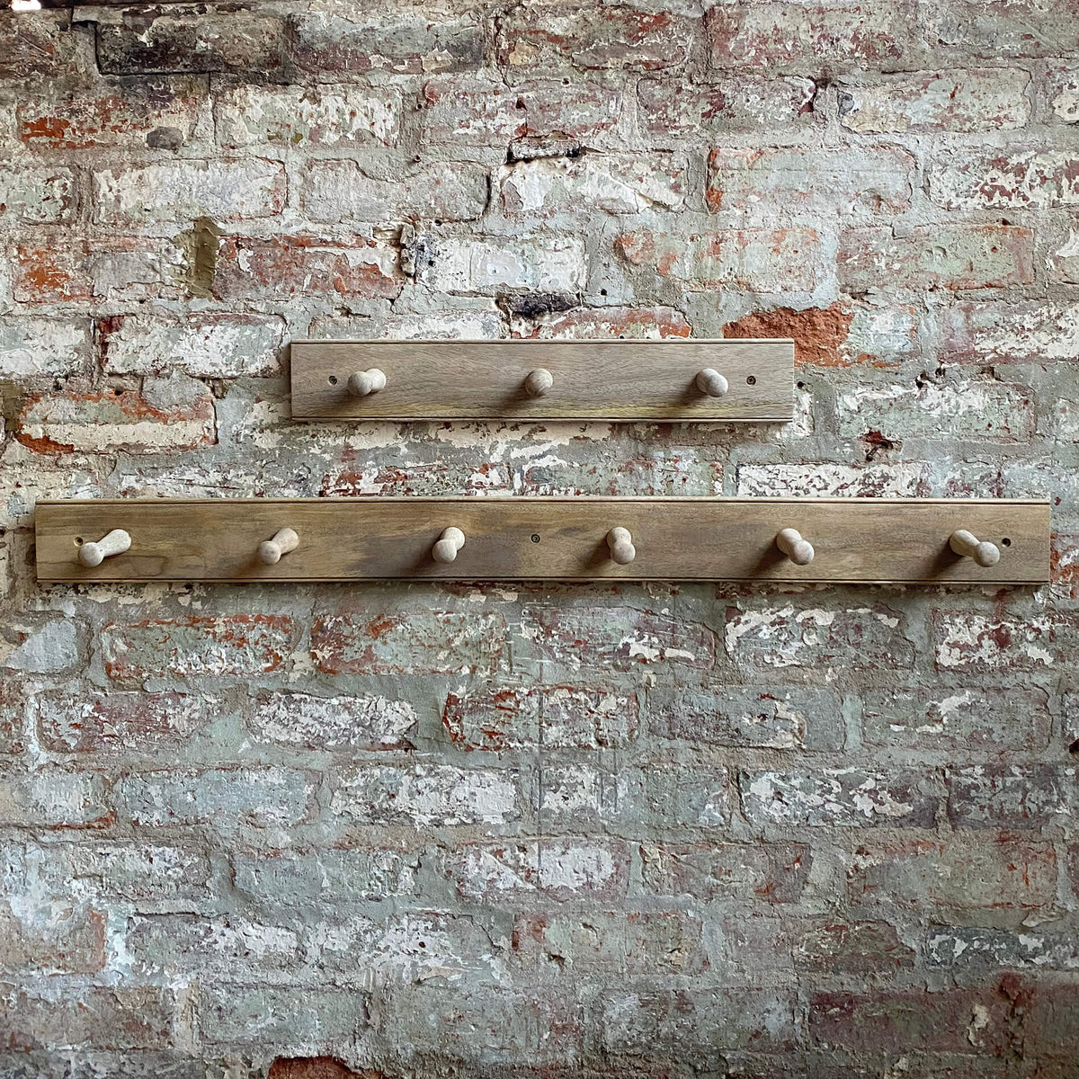 Shaker Peg Rail (3 or 6 peg)