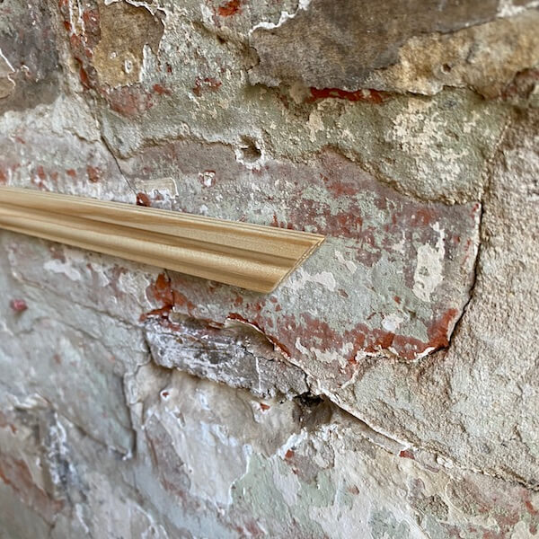 Bead Moulding against Wall